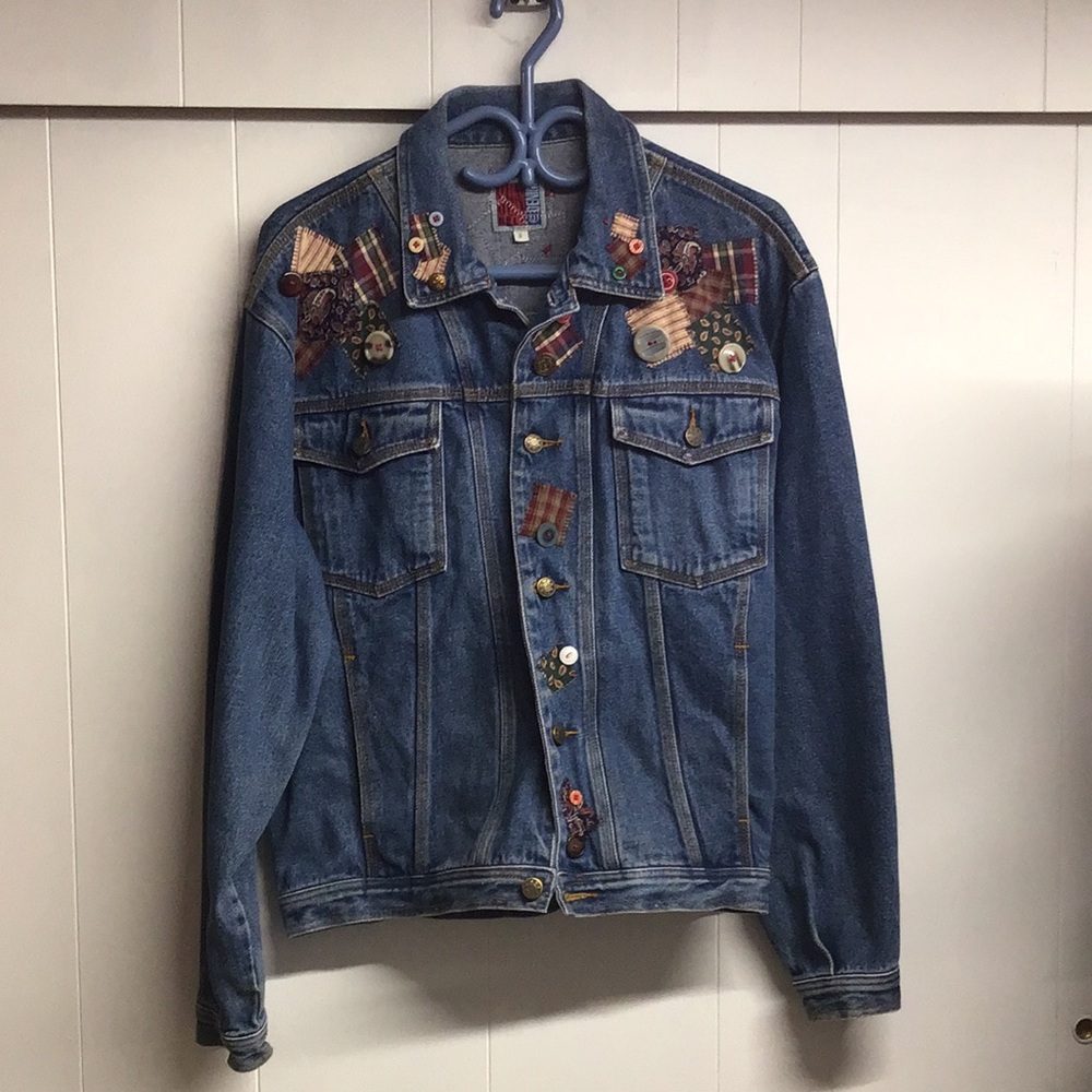 Sun Drift Denim Button and Patch Embellished Blue Denim vintage Jean Jacket
